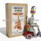 FY0110 - ELEFANTE SU VESPA BRD