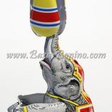 FY0110 - ELEFANTE SU VESPA BRD